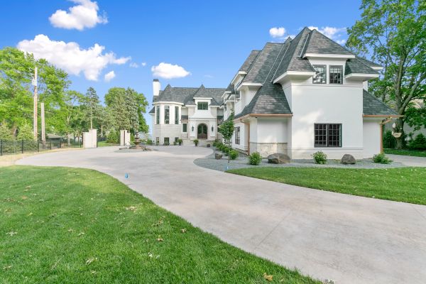 Concrete Driveway Installation in New Braunfels