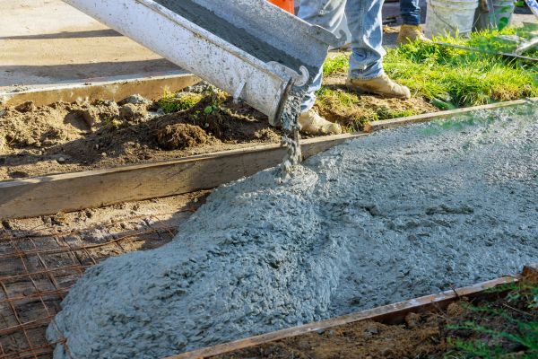 Cost of Driveway Concrete Pouring in New Braunfels